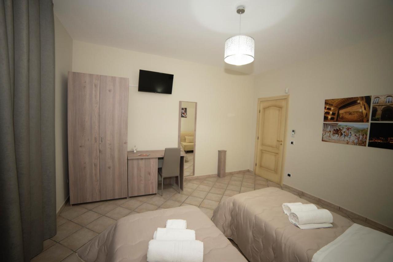 B&B La Terrazza Degli Scrittori Racalmuto Kültér fotó