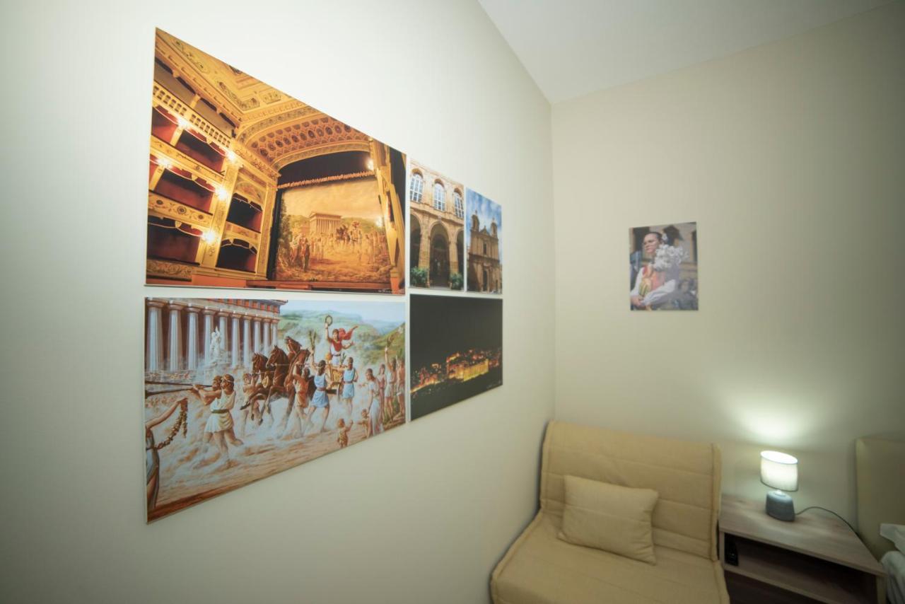 B&B La Terrazza Degli Scrittori Racalmuto Kültér fotó